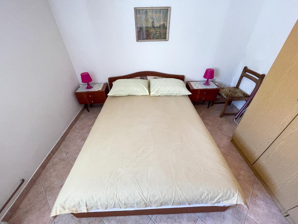 Apartmani Leonarda Jadranovo Bagian luar foto