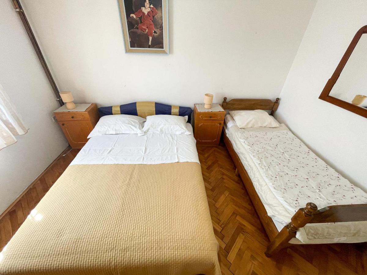 Apartmani Leonarda Jadranovo Bagian luar foto