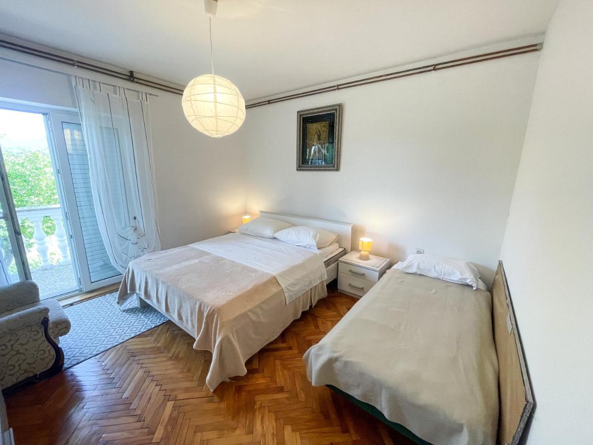 Apartmani Leonarda Jadranovo Bagian luar foto