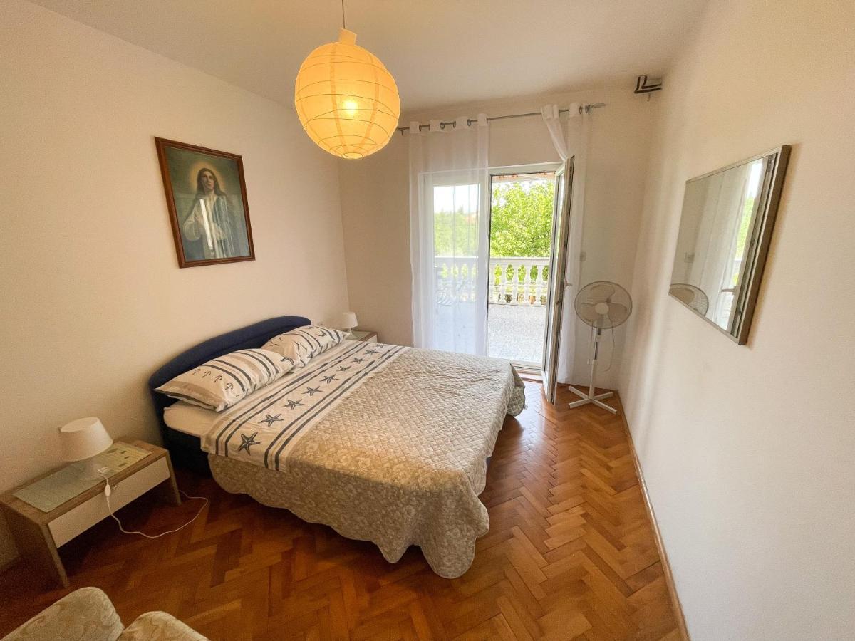 Apartmani Leonarda Jadranovo Bagian luar foto