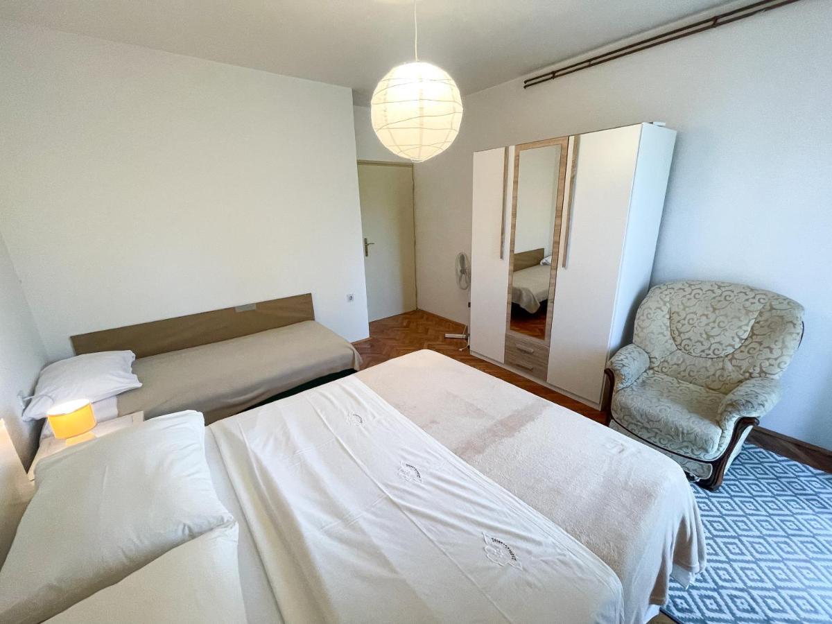 Apartmani Leonarda Jadranovo Bagian luar foto