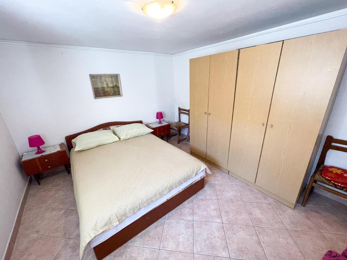 Apartmani Leonarda Jadranovo Bagian luar foto