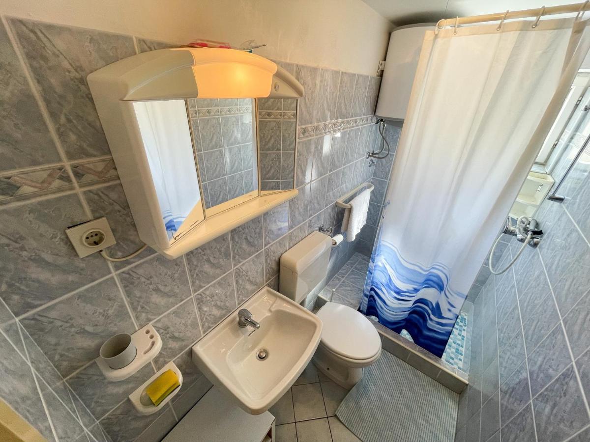 Apartmani Leonarda Jadranovo Bagian luar foto